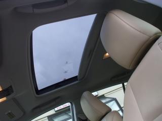 2012 Lexus CT 200h Hybrid,Certified,Backup Camera,Leather,Sunroof,Fog - Photo #12