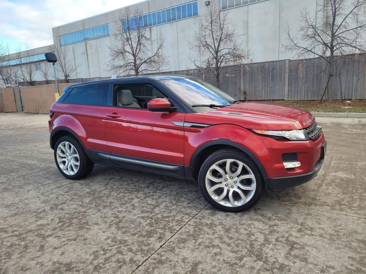 2014 Land Rover Range Rover Evoque Pure Premium,coupe,Low km, AWD,Warranty available