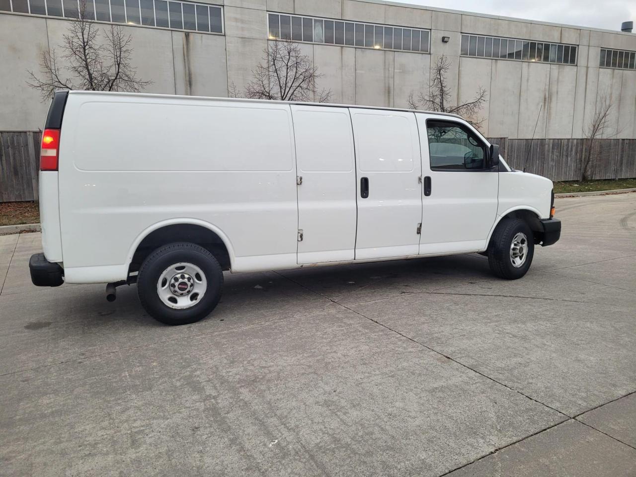 Used 2014 GMC Savana Cargo, Long box, Auto, Air, 3 Years Warranty avail for sale in Toronto, ON