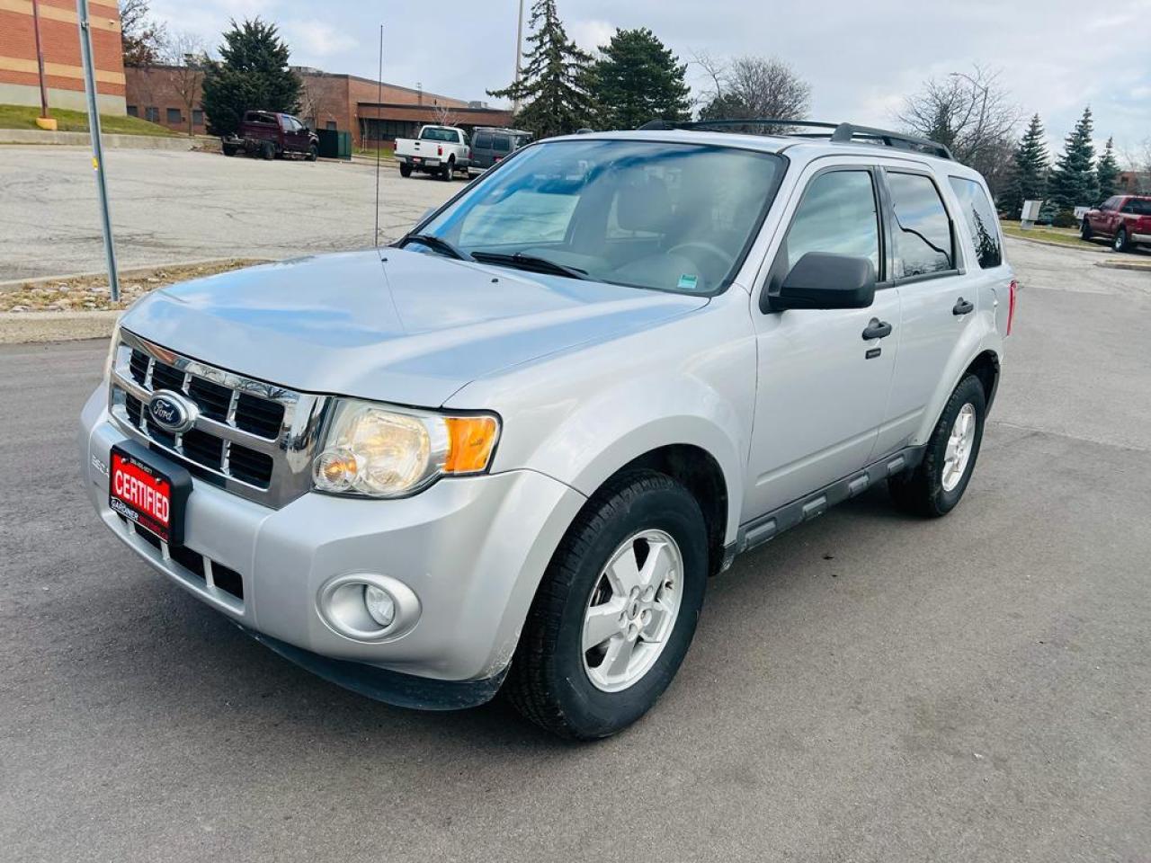 Used 2011 Ford Escape Fwd 4dr I4 Xlt for sale in Mississauga, ON