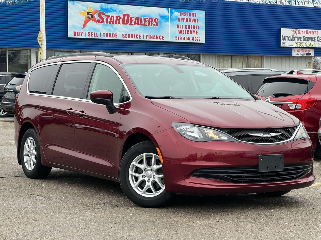 Used 2017 Chrysler Pacifica EXCELLENT CONDITION MUST SEE WE FINANCE ALL CREDIT for sale in London, ON