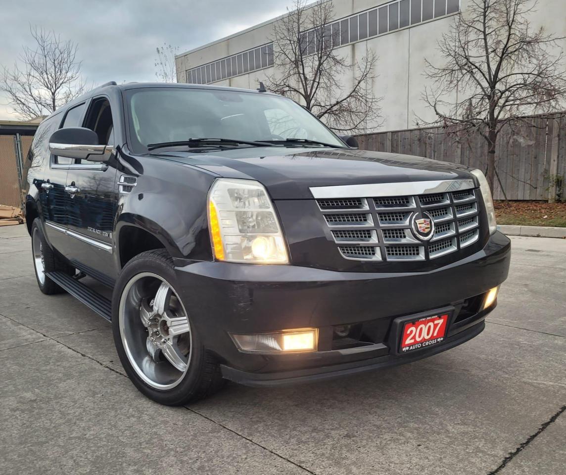 2007 Cadillac Escalade ESV ESV, AWD, Leather Sunroof, Low km, Warranty availa