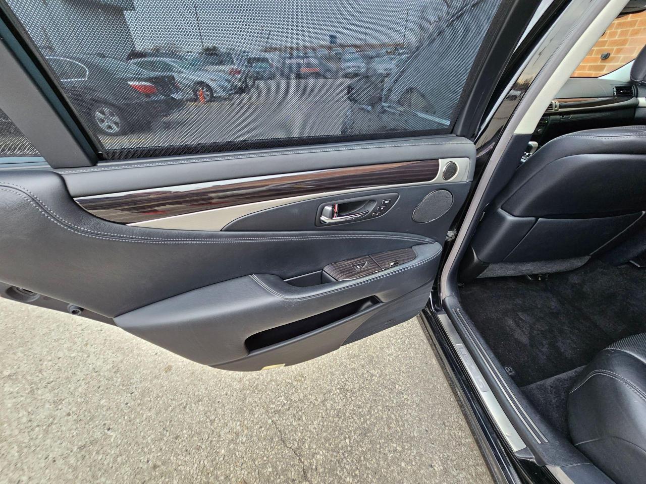 2014 Lexus LS 600H AWD-NAVI-MASSAGE SEAT-DVD- LWB Photo