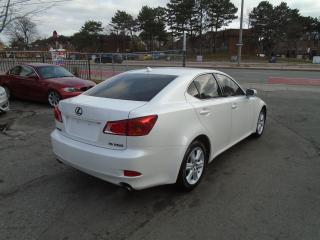 2010 Lexus IS 250 SUPER CLEAN / WELL MAINTAINED / PUSH START / AC / - Photo #5