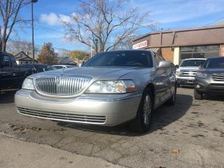 Used 2011 Lincoln Town Car 4dr Sdn Signature Limited for sale in St. Catharines, ON