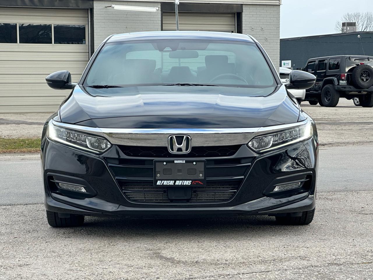 2018 Honda Accord Sport ONE OWNER|SUNROOF|LEATHER - Photo #2