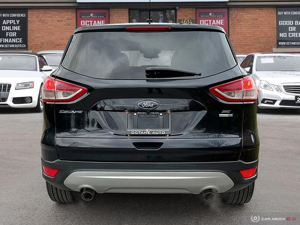 2016 Ford Escape SE 4WD - Photo #5