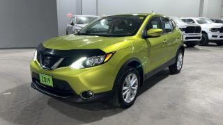 Used 2019 Nissan Qashqai S AWD / SUNROOF / HEATED SEATS AND STEERING WHEEL for sale in Nepean, ON