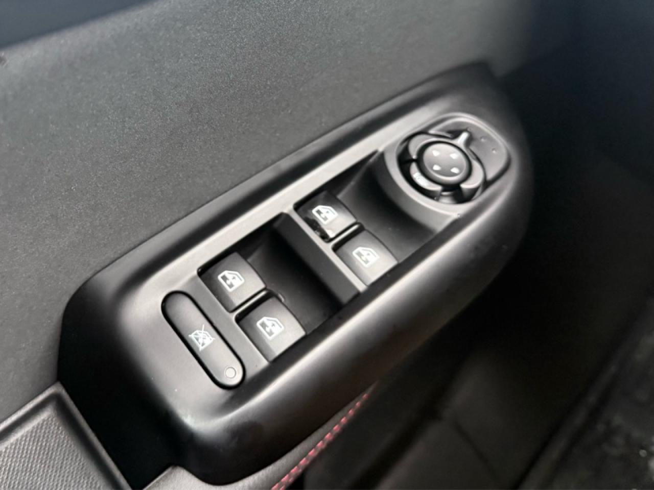 2024 Dodge Hornet R/T PHEV  - Hybrid -  Heated Seats Photo