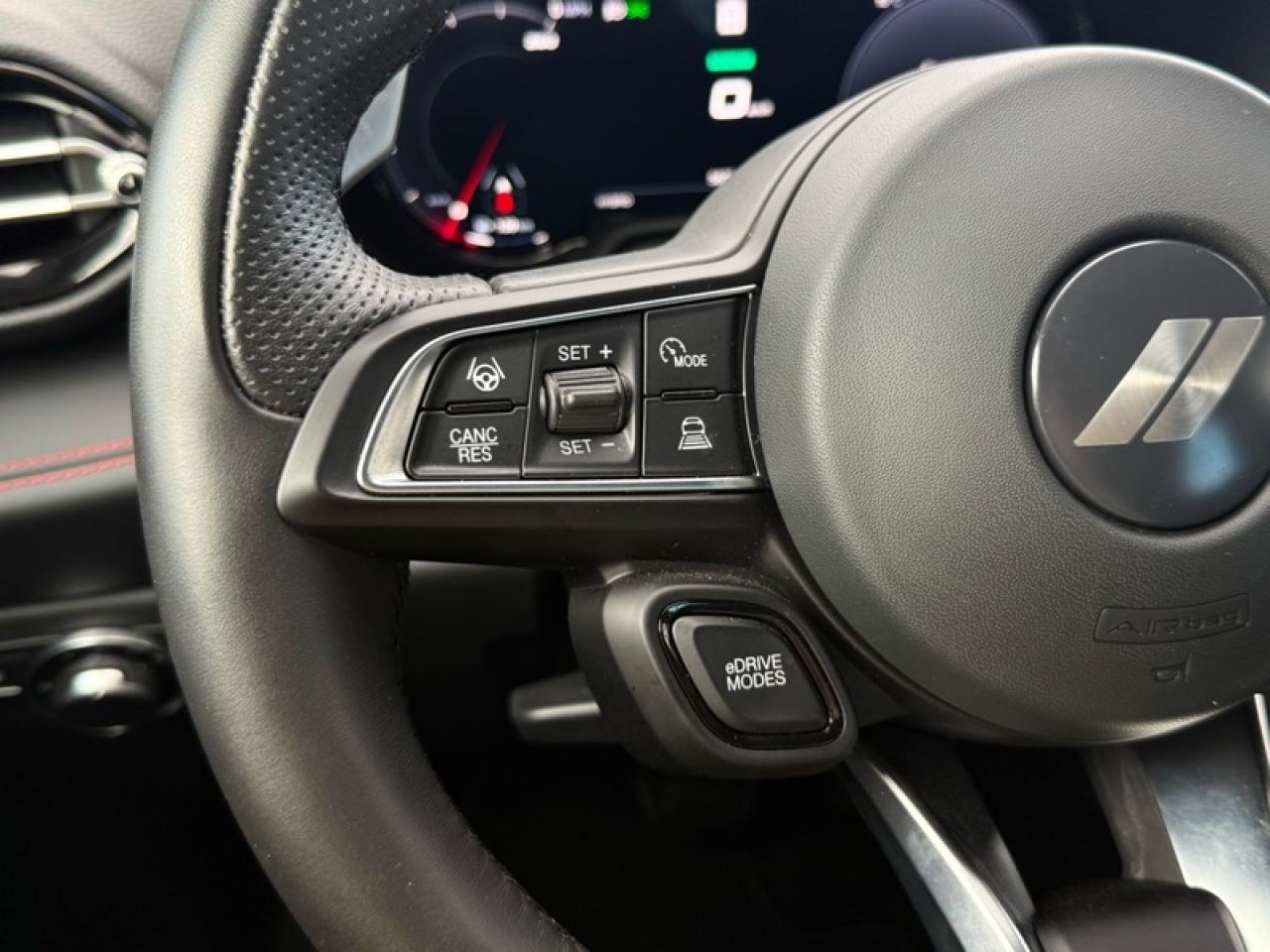 2024 Dodge Hornet R/T PHEV  - Hybrid -  Heated Seats Photo