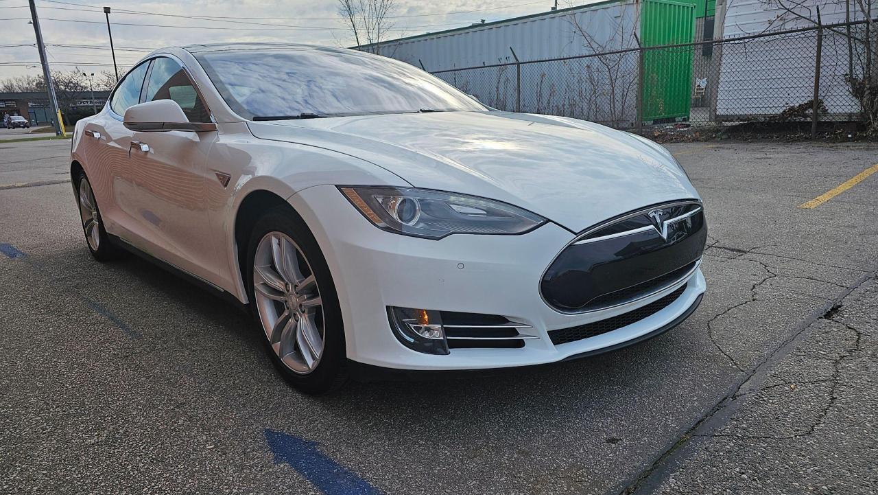 2014 Tesla Model S PERFORMANCE--FREE SUPERCHARGE- - Photo #3
