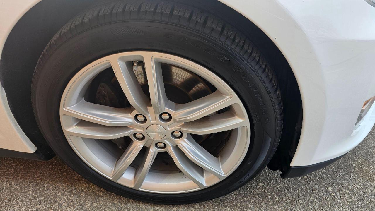 2014 Tesla Model S 85 Photo