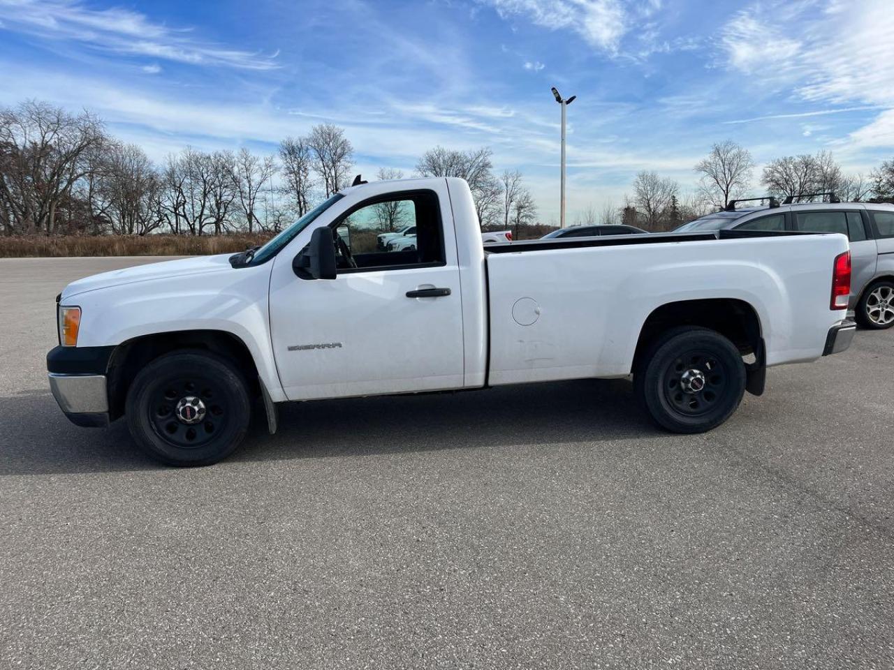 2011 GMC Sierra 1500 2WD Reg Cab 133.0" WT Clean CarFax Trade Welcome - Photo #6