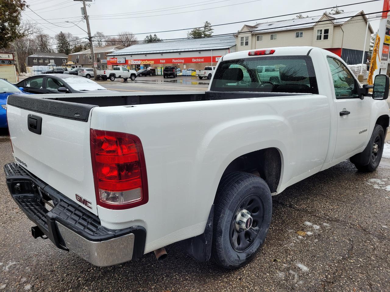 2011 GMC Sierra 1500 2WD Reg Cab 133.0" WT Clean CarFax Trade Welcome - Photo #5