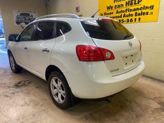 2010 Nissan Rogue SL - Photo #13