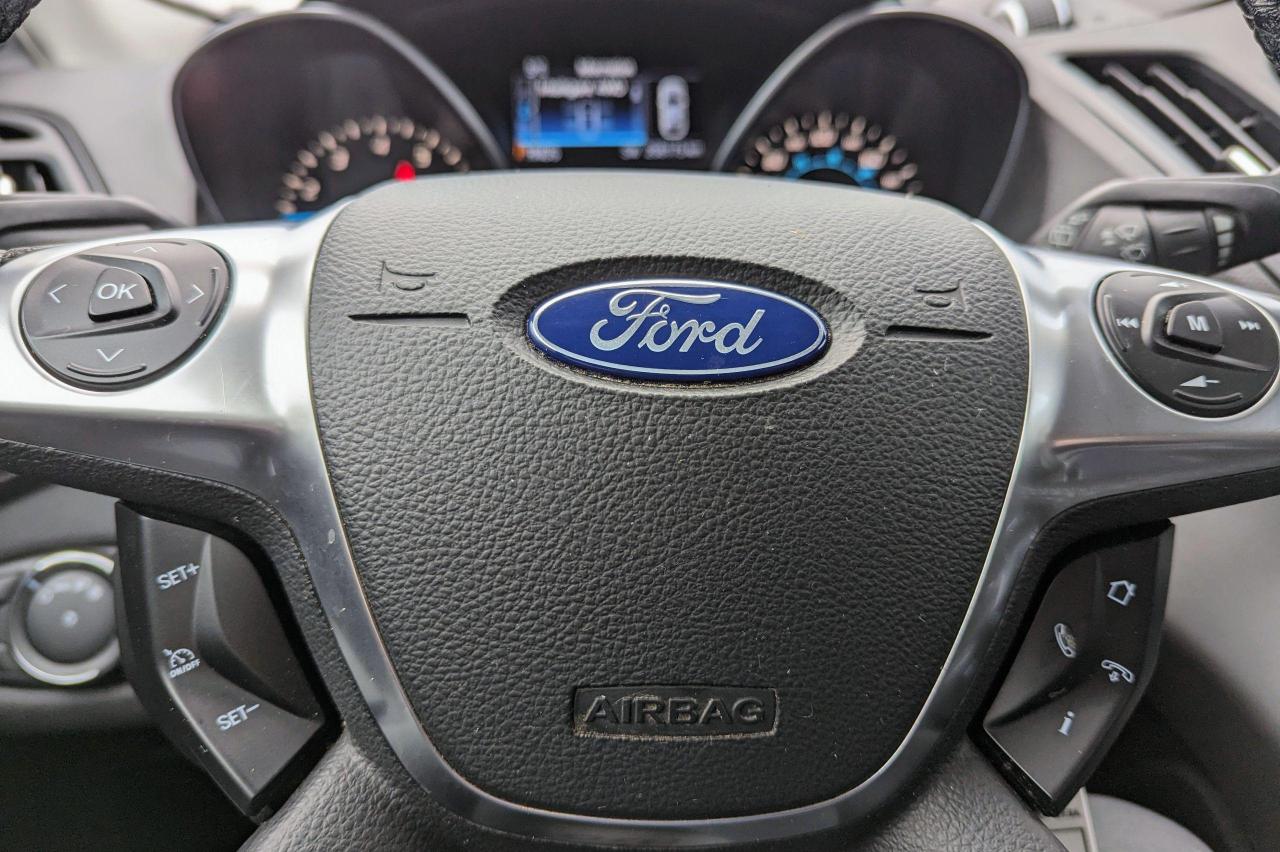 2014 Ford Escape 4WD SE 2.0 Ecoboost - Photo #17