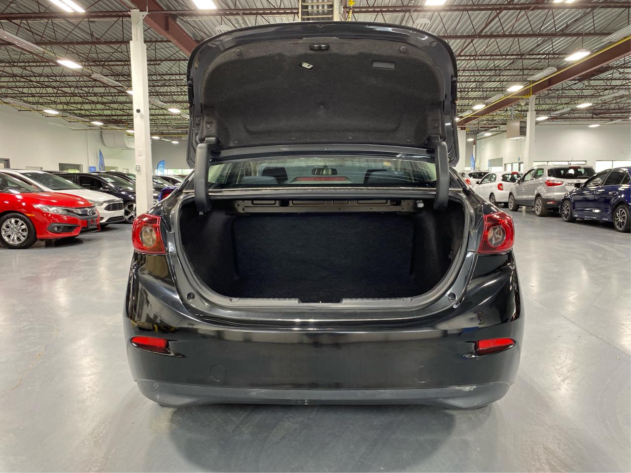 2016 Mazda MAZDA3 GX Photo