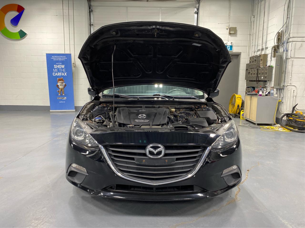 2016 Mazda MAZDA3 GX - Photo #11