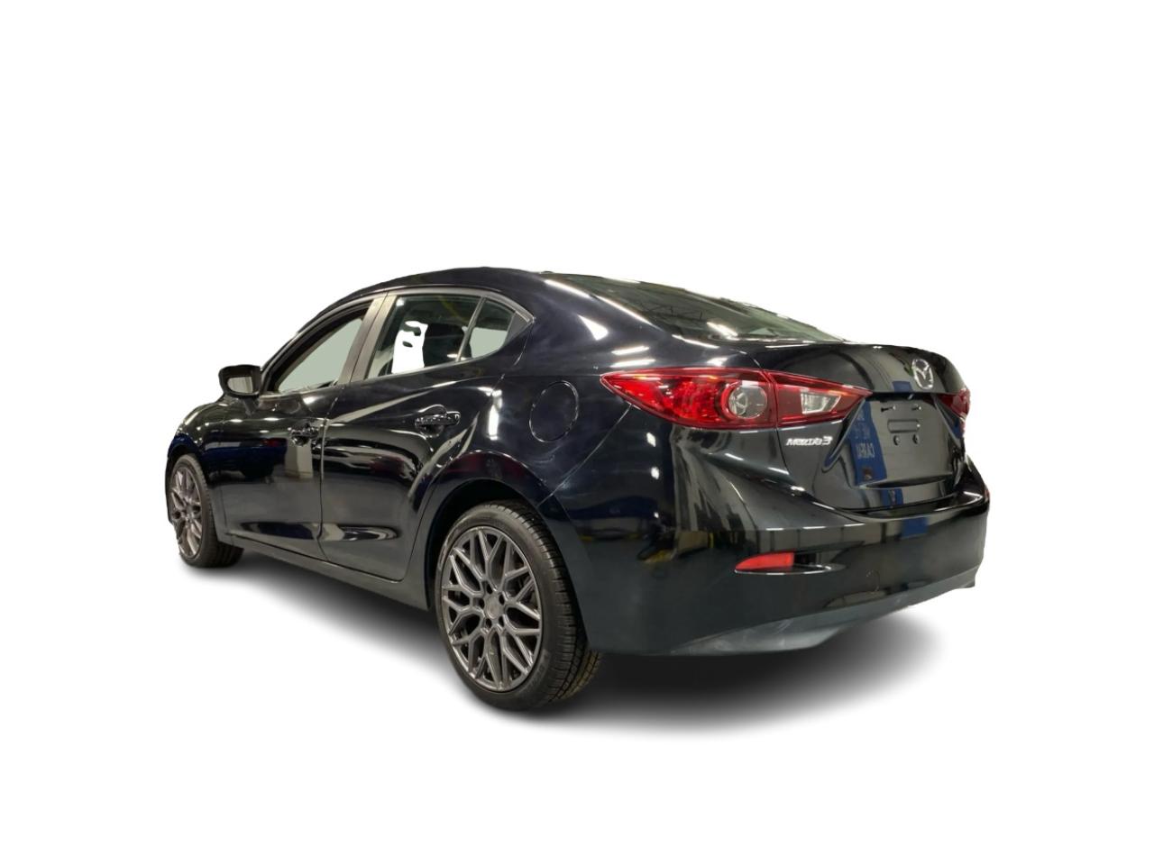 2016 Mazda MAZDA3 GX Photo