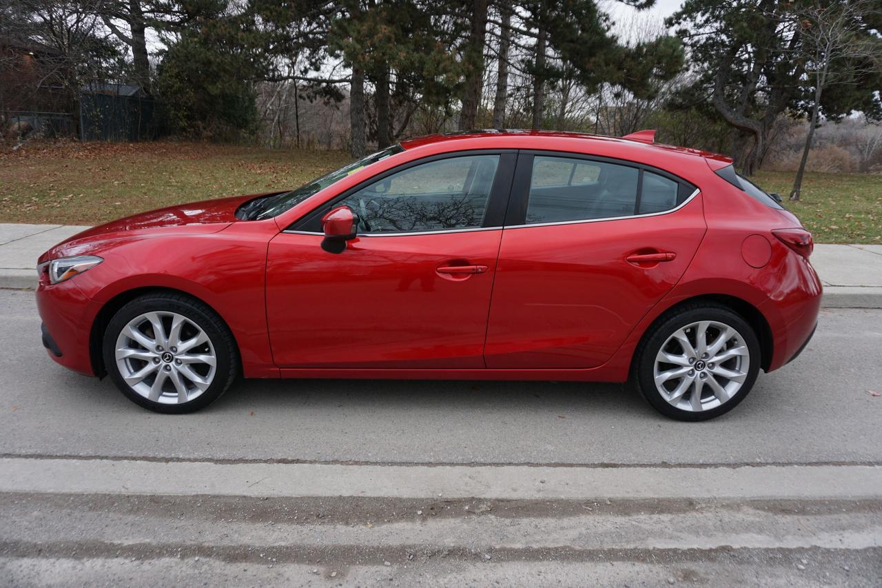 2015 Mazda MAZDA3 GT / 1 OWNER / NO ACCIDENTS / MANUAL / HEADS UP - Photo #2