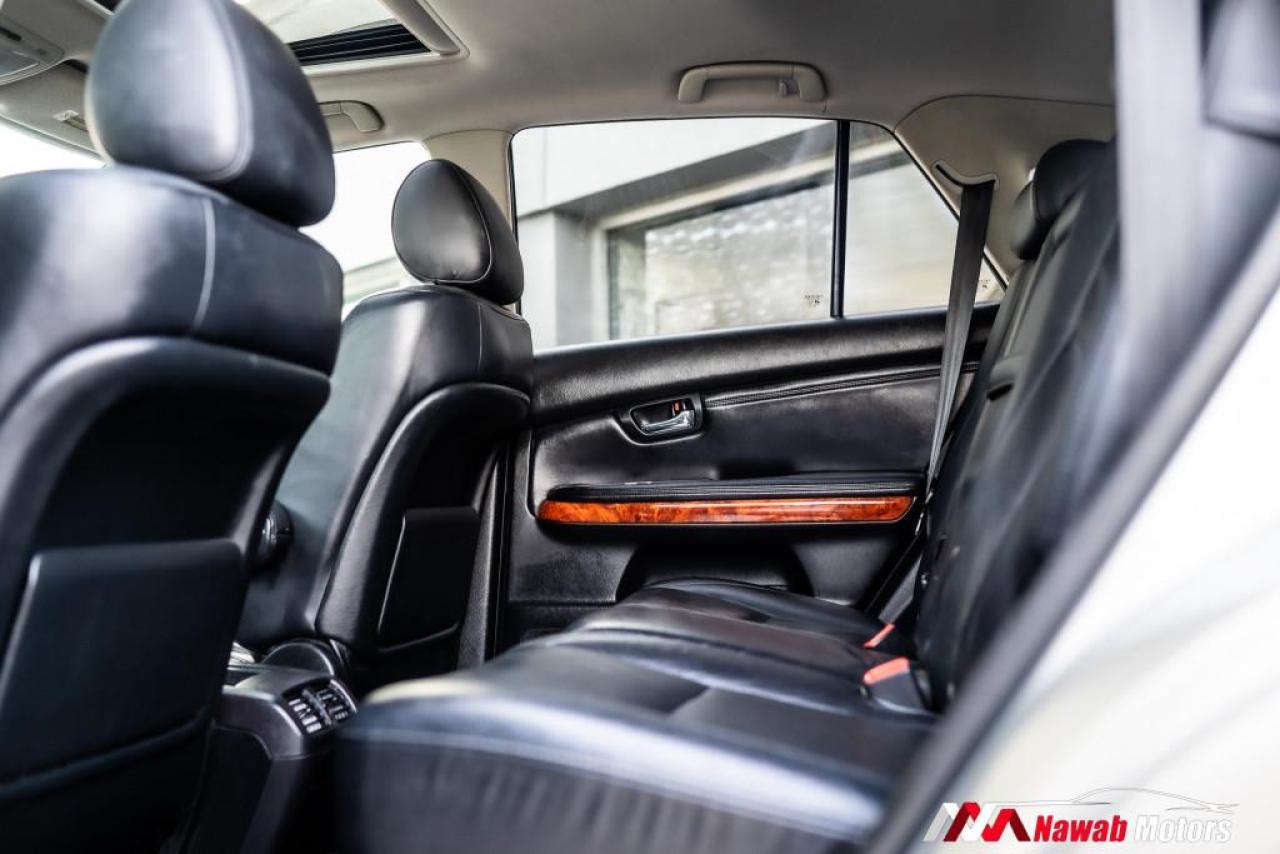 2005 Lexus RX 330 LEATHER INTERIOR|WOOD TRIM|SUNROOF|HEATED SEATS Photo