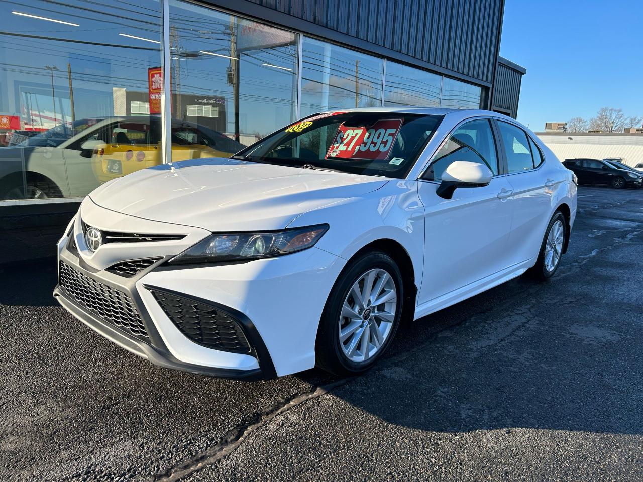 2021 Toyota Camry SE - FROM $199 BIWEEKLY OAC - Photo #2