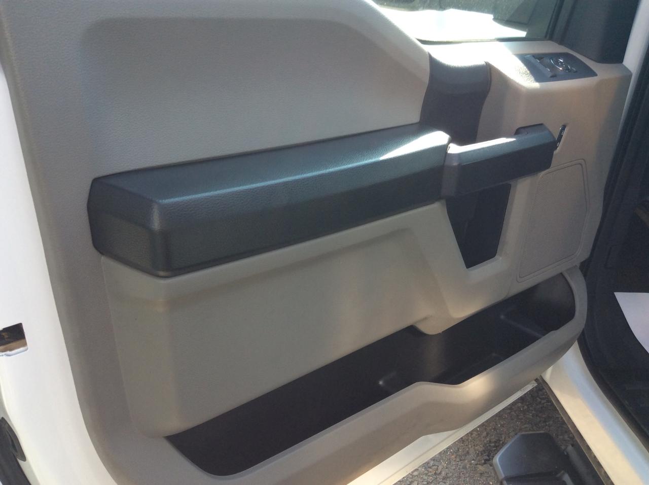 2022 Ford F-350 XL Photo