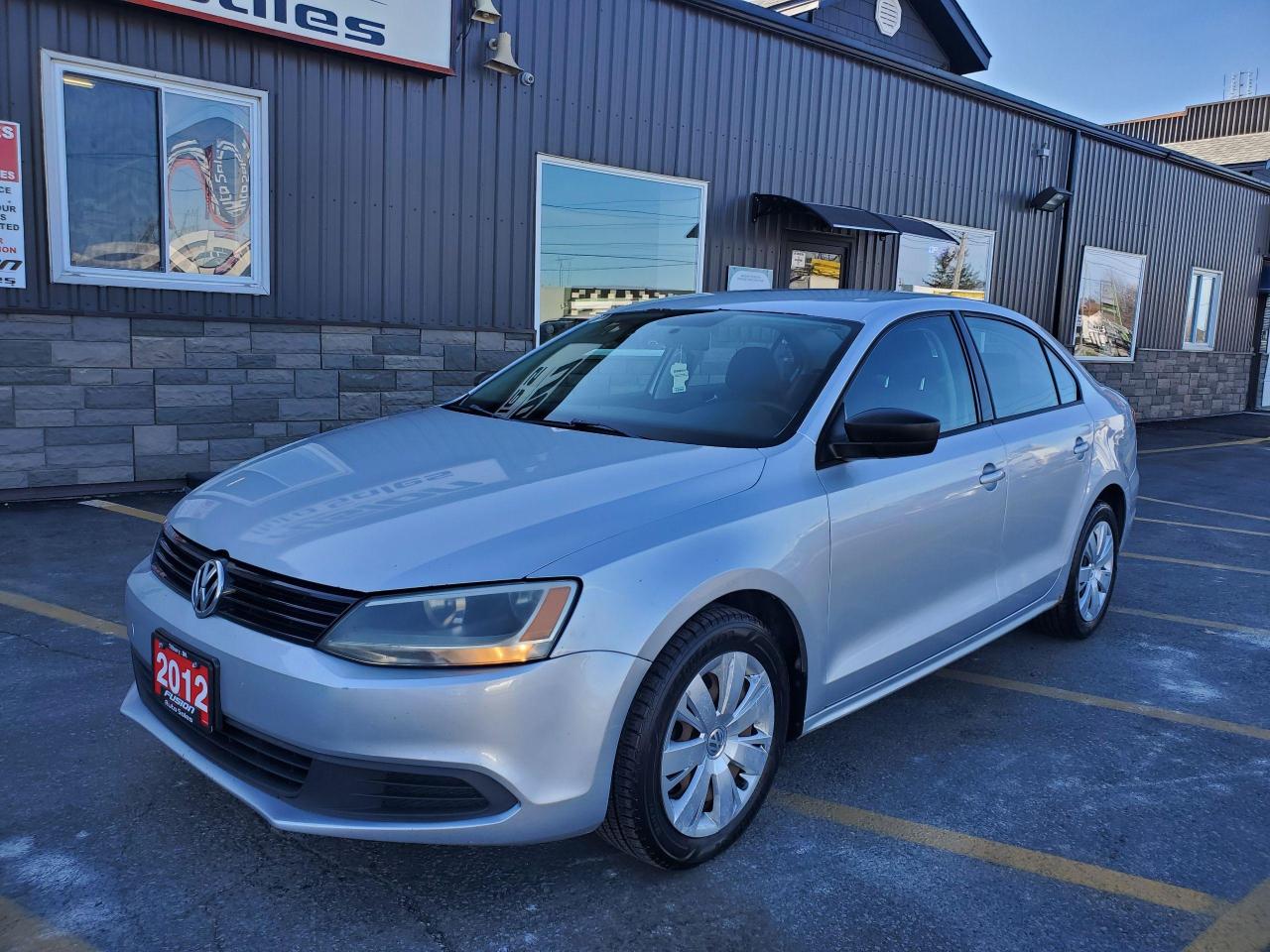 Used 2012 Volkswagen Jetta TRENDLINE+ for sale in Tilbury, ON