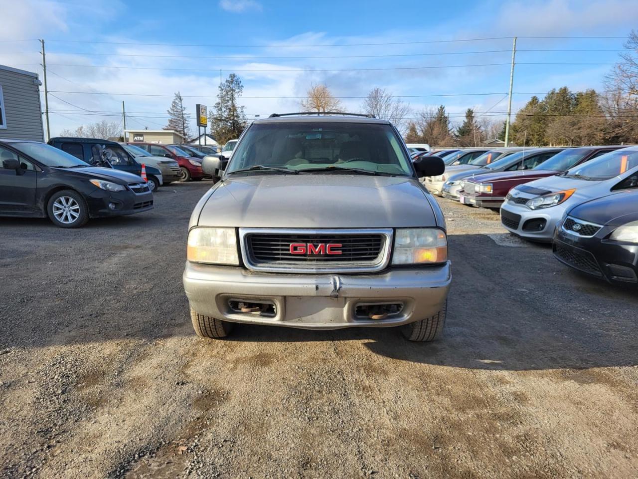 Used 2002 GMC Jimmy 4-Door 4WD for sale in Stittsville, ON