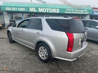 2008 Cadillac SRX 4dr V6 - Photo #6