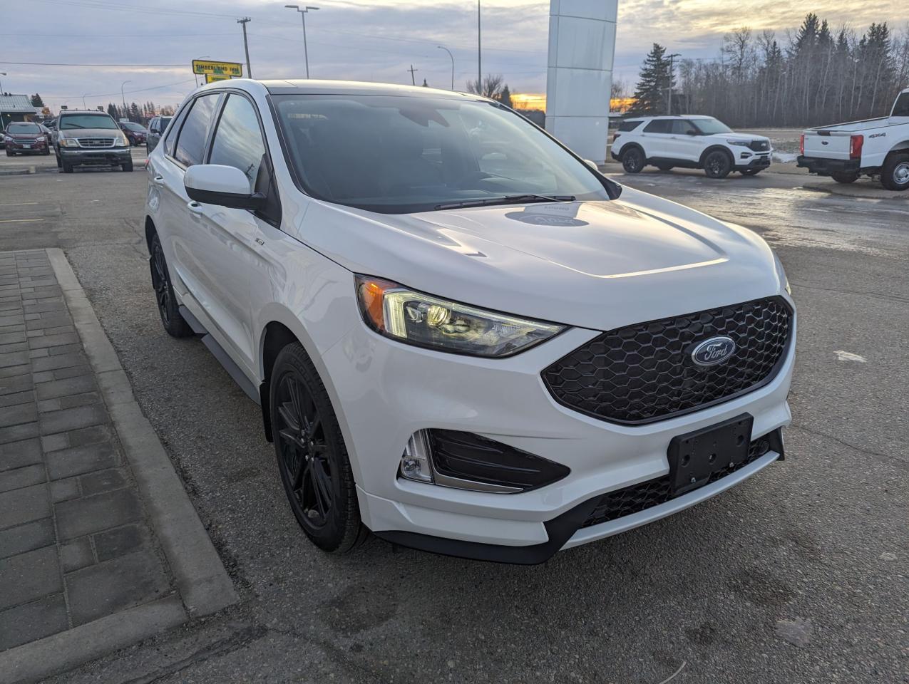 2024 Ford Edge ST Line Photo5