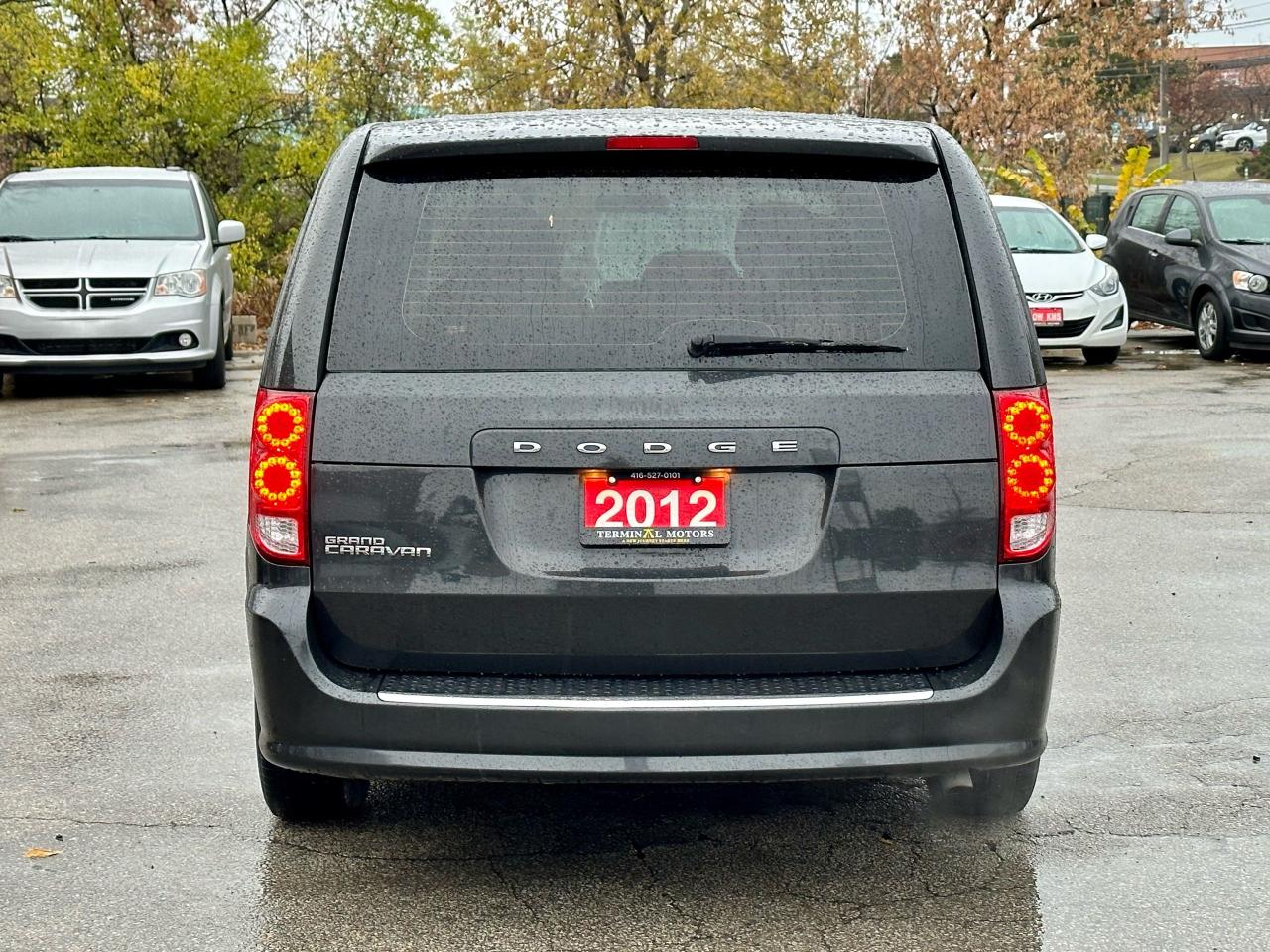 2012 Dodge Grand Caravan SE - Photo #4