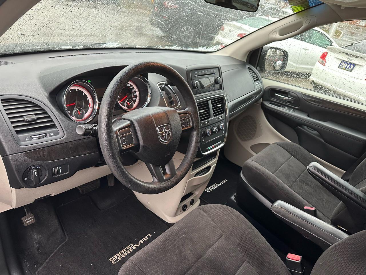 2012 Dodge Grand Caravan SE - Photo #18