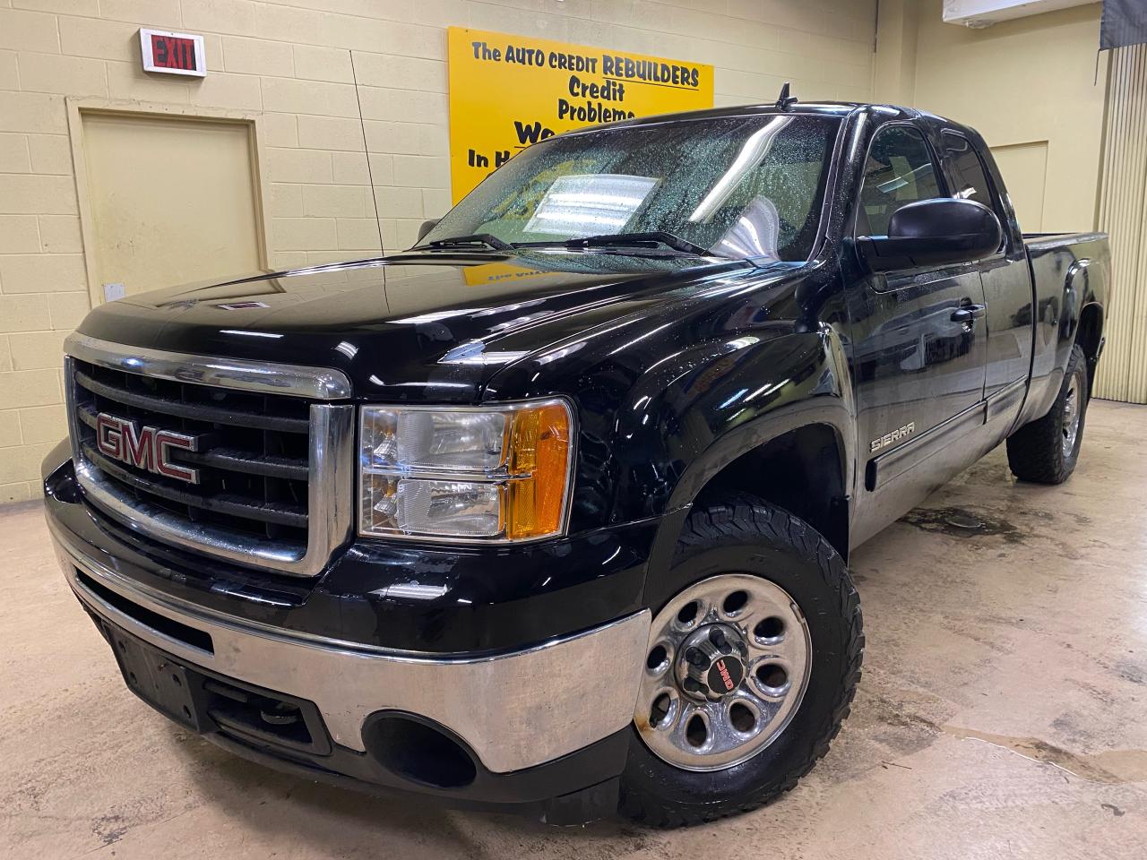 2010 GMC Sierra 1500 SLE - Photo #2