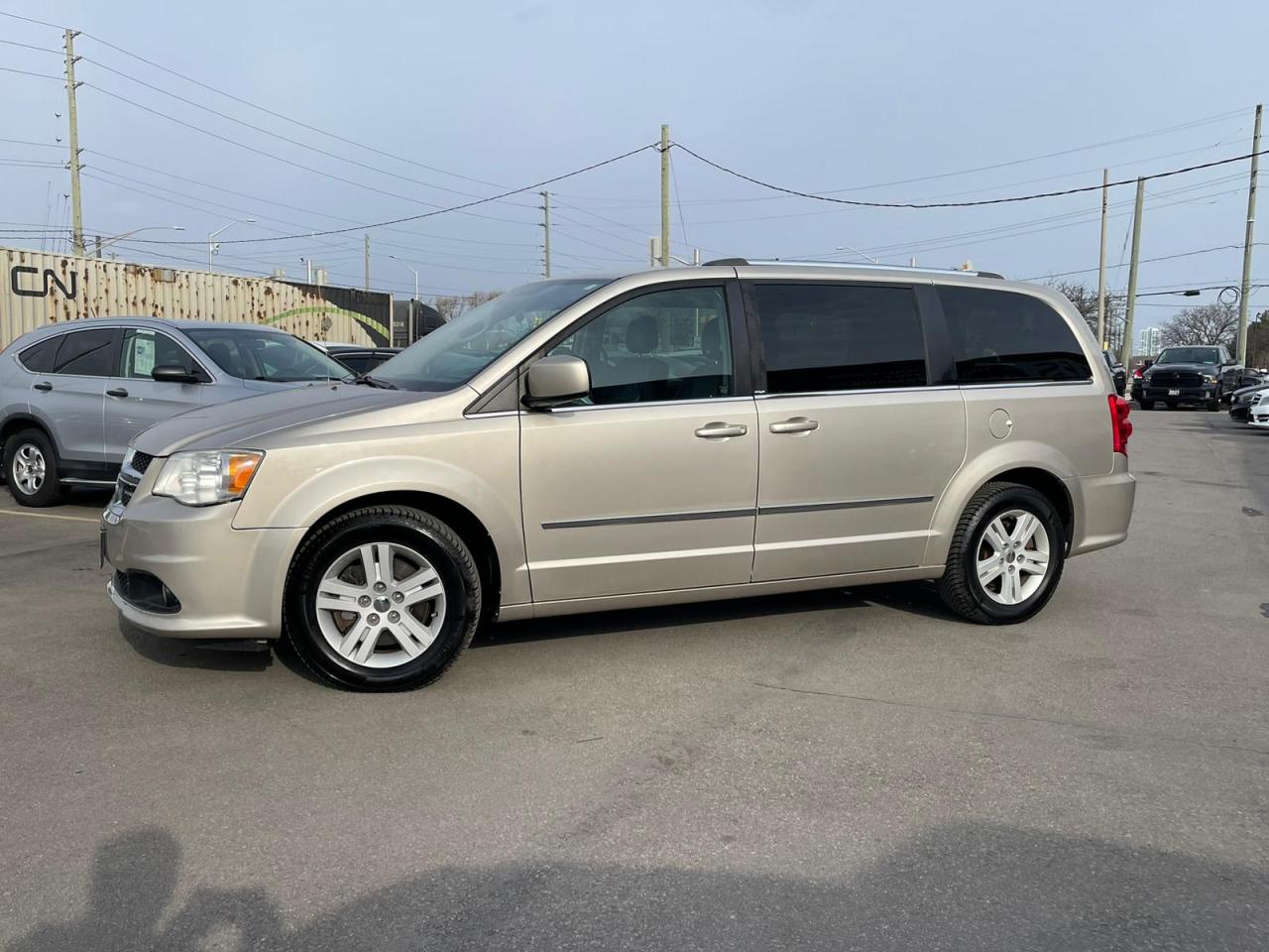 2013 Dodge Grand Caravan Crew Plus LEATHER POWER SLIDING +GATE  TOW CAMERA - Photo #4