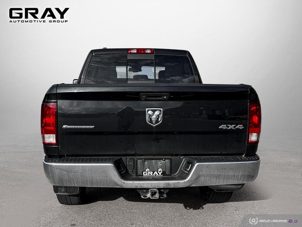 2016 RAM 1500 4WD CREW CAB 140.5" OUTDOORSMAN Photo3