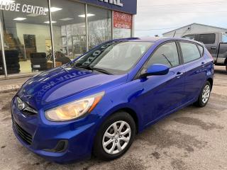 2014 Hyundai Accent 5DR HB AUTO GL - Photo #2