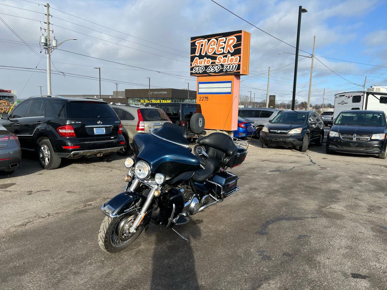 Used 2013 Harley-Davidson FLHTK Electra Glide Ultra Limited LIMITED, ELECTRA, VANCE N HINES, RUNS GREAT, AS IS for sale in London, ON