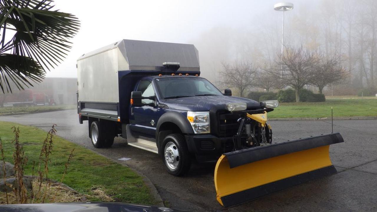 Used 2012 Ford F-550 Plow/Dump And Spreader With Hydraulic Tailgate 4WD Diesel for sale in Burnaby, BC