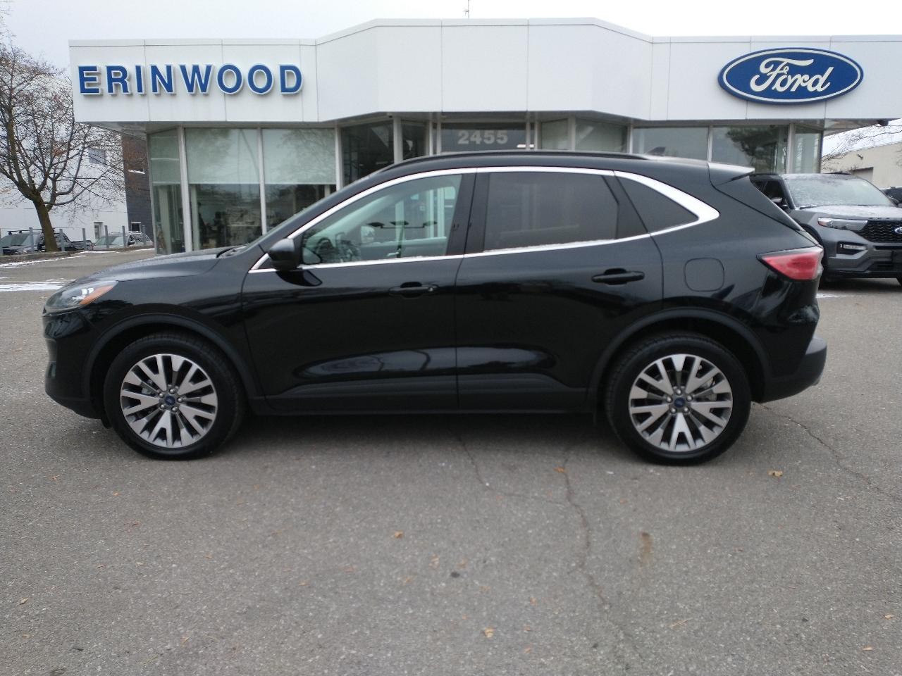 Used 2022 Ford Escape Titanium for sale in Mississauga, ON