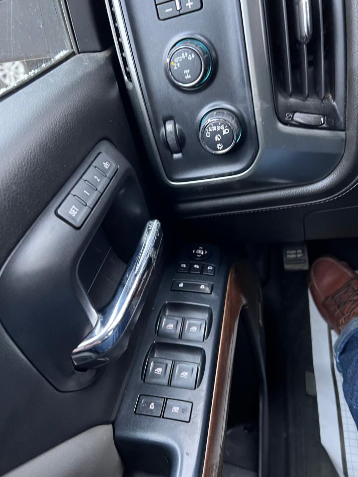 2018 Chevrolet Silverado 1500 LTZ - Photo #15