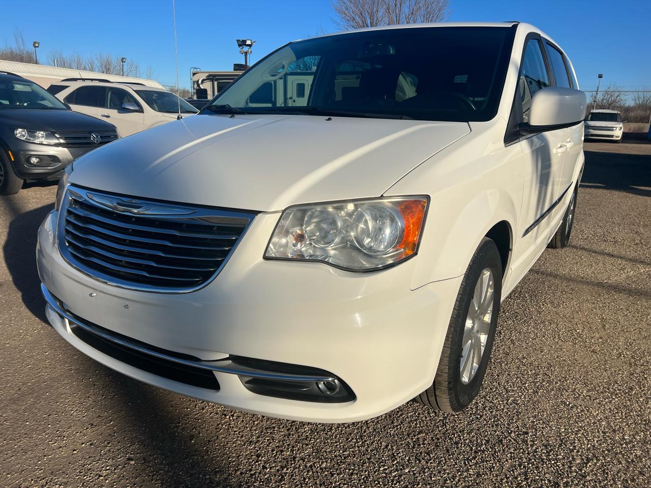 2013 Chrysler Town & Country 