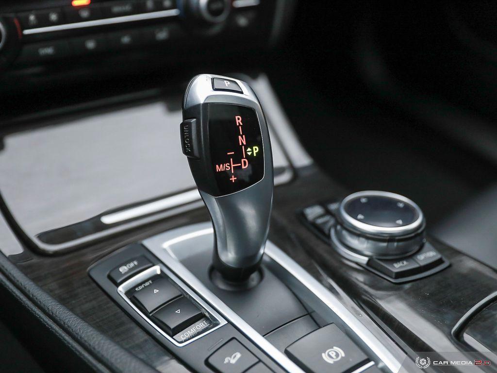 2015 BMW 5 Series 528i xDrive - Photo #18