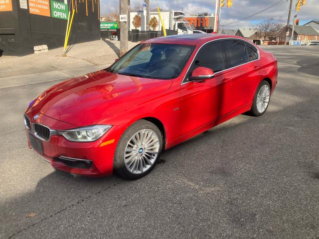 2013 BMW 3 Series 328i xDrive/NAV/CAMERA/SUNROOF/LEATH/AWD/CERTIFIED