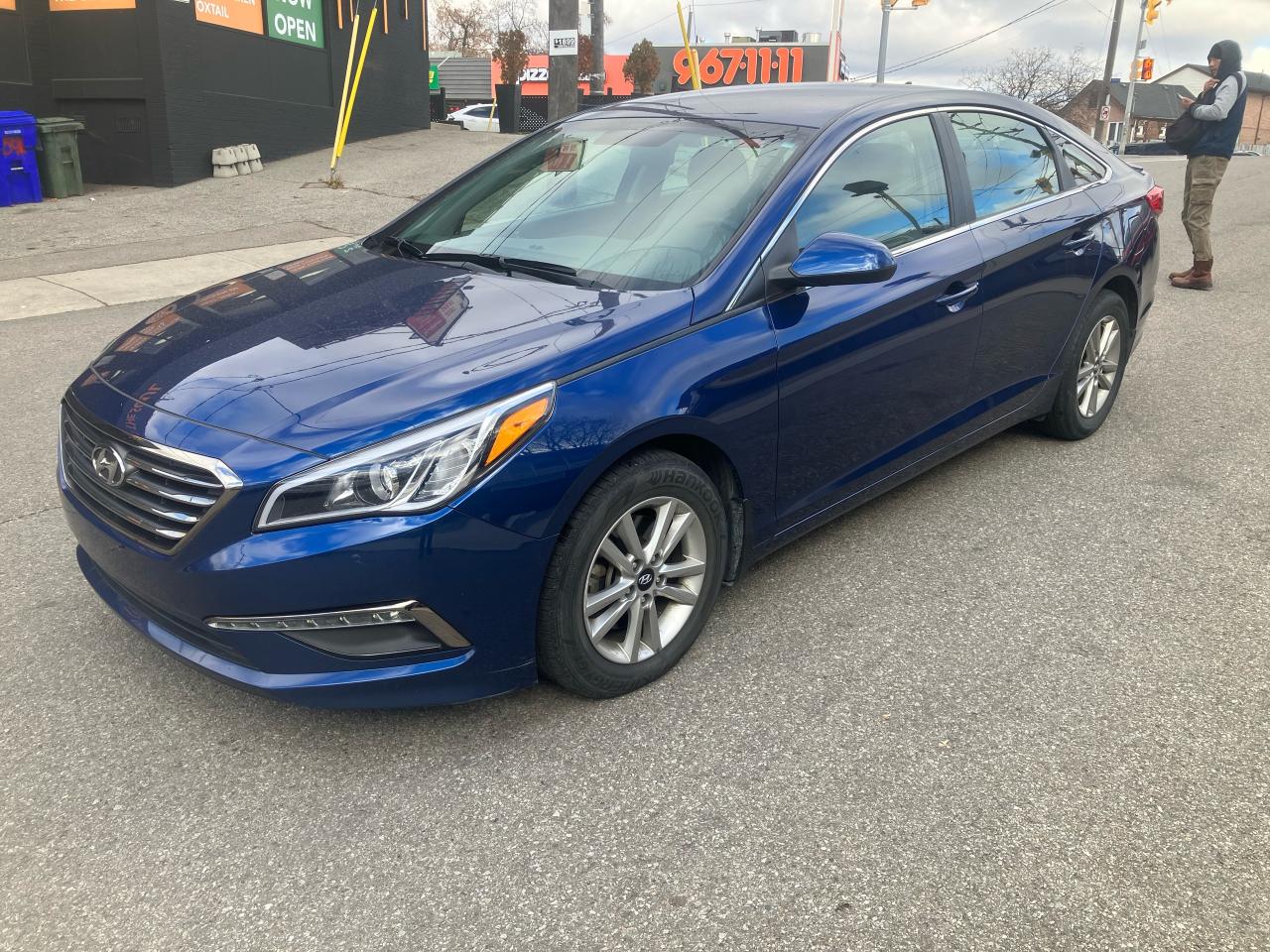 2015 Hyundai Sonata GL/4CYLINDER/AUTO/CAMERA/BLUETOOTH/LOWKM/CERTIFIED - Photo #1