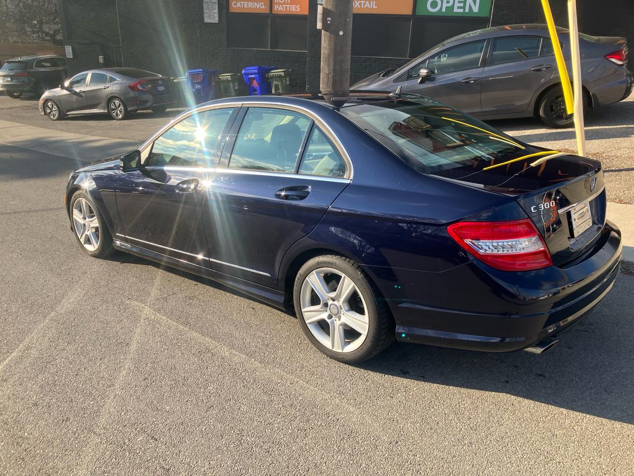 2011 Mercedes-Benz C-Class C300/4MATIC/AWV/NAV/SUNROOF/LEATHER/CERTIFIED - Photo #6