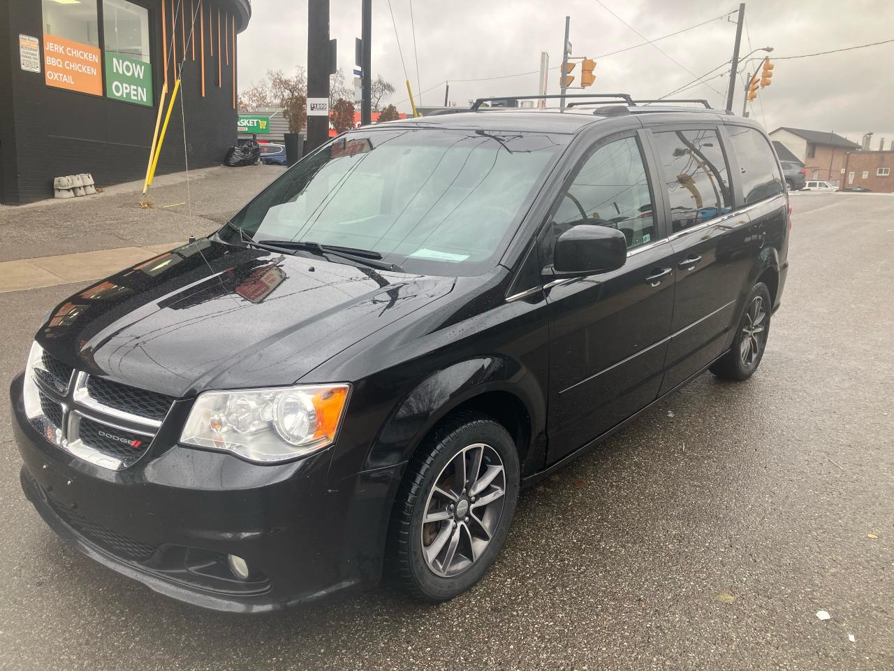 2016 Dodge Grand Caravan SXT Premium Plus/NAV/CAM/LEATHER/DVD/CERTIFIED - Photo #1