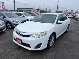 Used 2013 Toyota Camry LE Hybrid for sale in Hamilton, ON