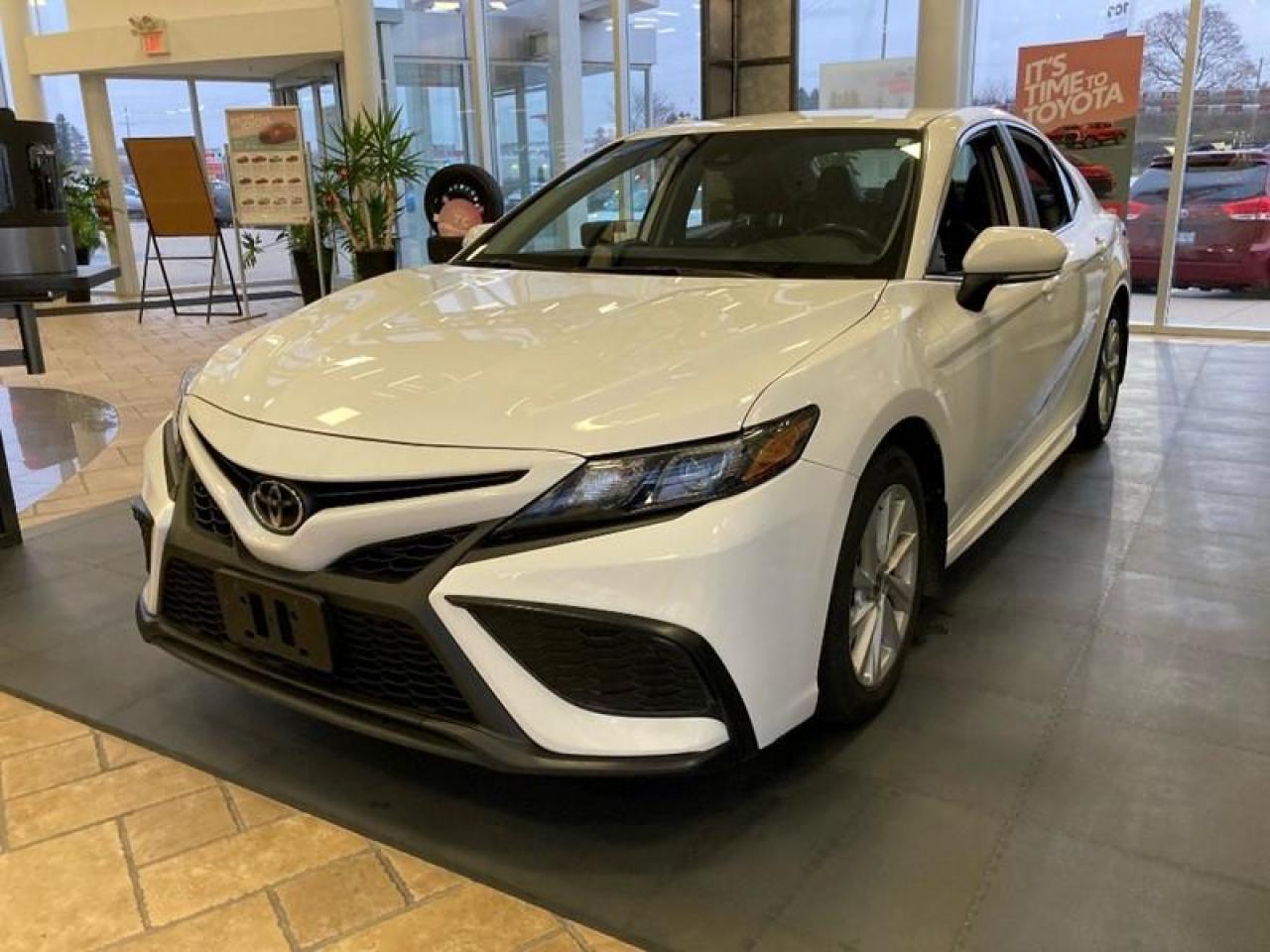 Used 2021 Toyota Camry SE Auto for sale in Ancaster, ON