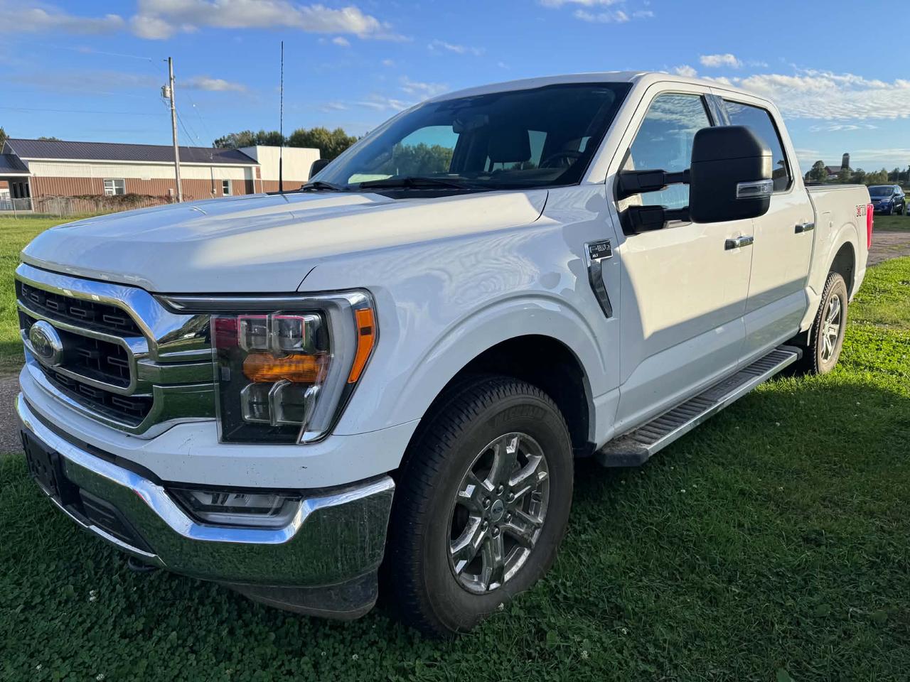 2023 Ford F-150 XLT Photo5